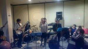 27.04.22. 駅舎ライブ