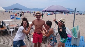 27.08.16. 保育士３人 3