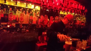 33.01.03. 京都のバー